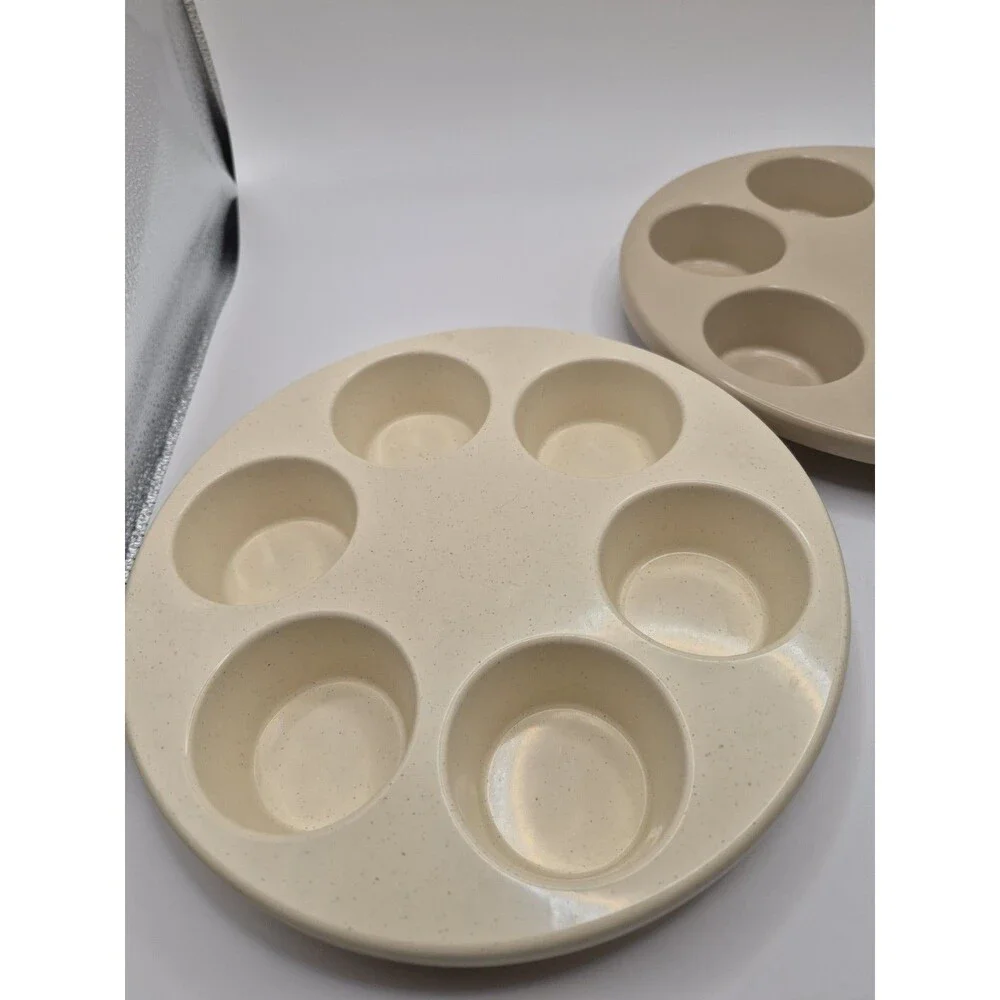 Lot 2 Anchor Hocking 1/2 Dozen Standard Cupcake Muffin Microwave Baking Pans 10